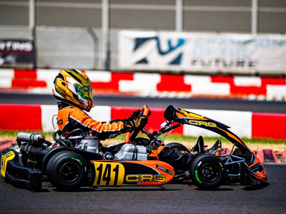 Bernardo Gentil mostrou evolução em sua estreia no kartismo europeu