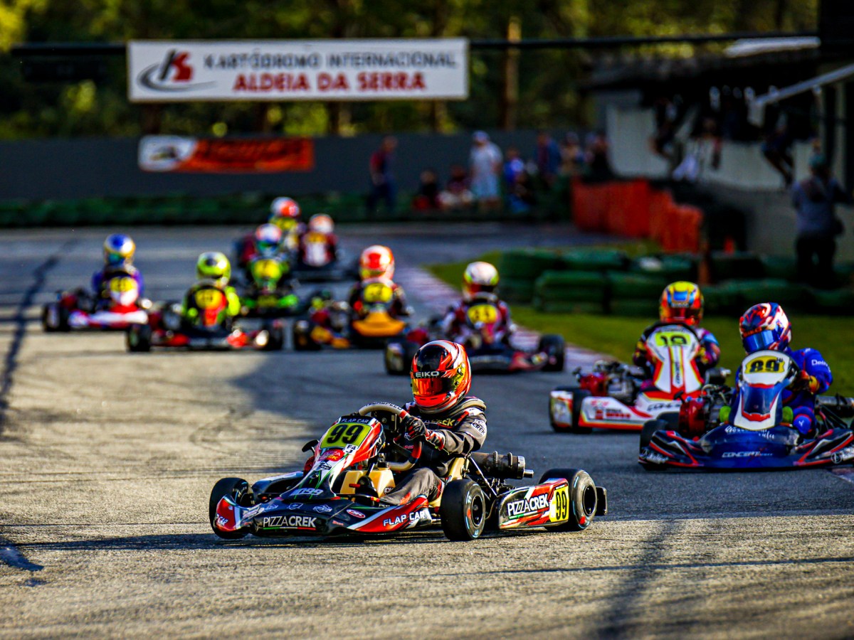 Dudu Pagliaro é Top 10 da 7ª etapa da Copa São Paulo Light de Kart