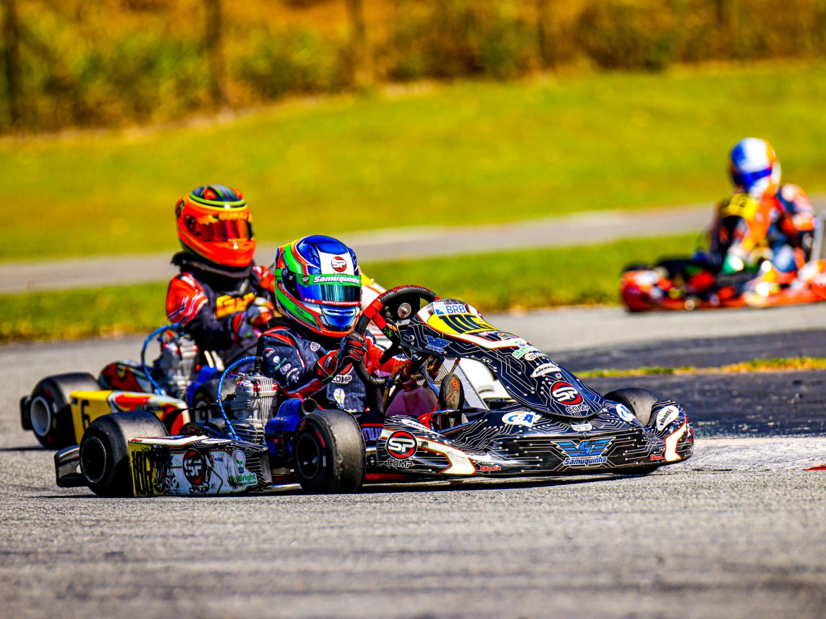 Samuquinha leva a bandeira do Brasil ao pódio na 7ª etapa da Copa São Paulo Light de Kart