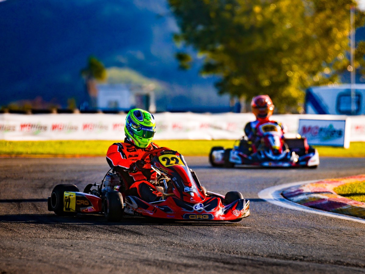Campeão da Copa Brasil de Kart, Arthur Bertoncello disputará o Campeonato Mundial ROK na Itália