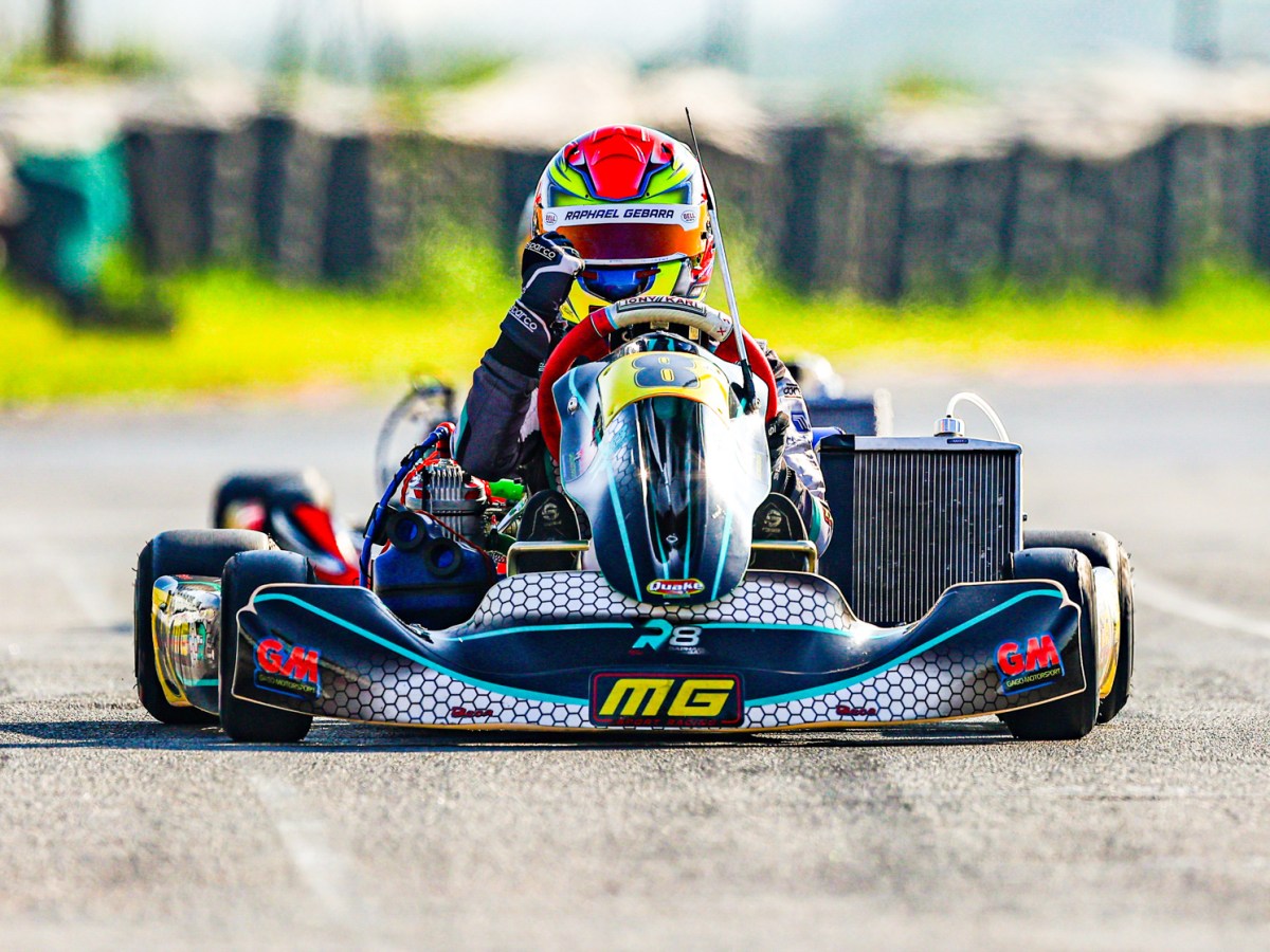 De volta ao Brasil após destaque na Europa, Raphael Gebara mantém liderança da Copa São Paulo Light