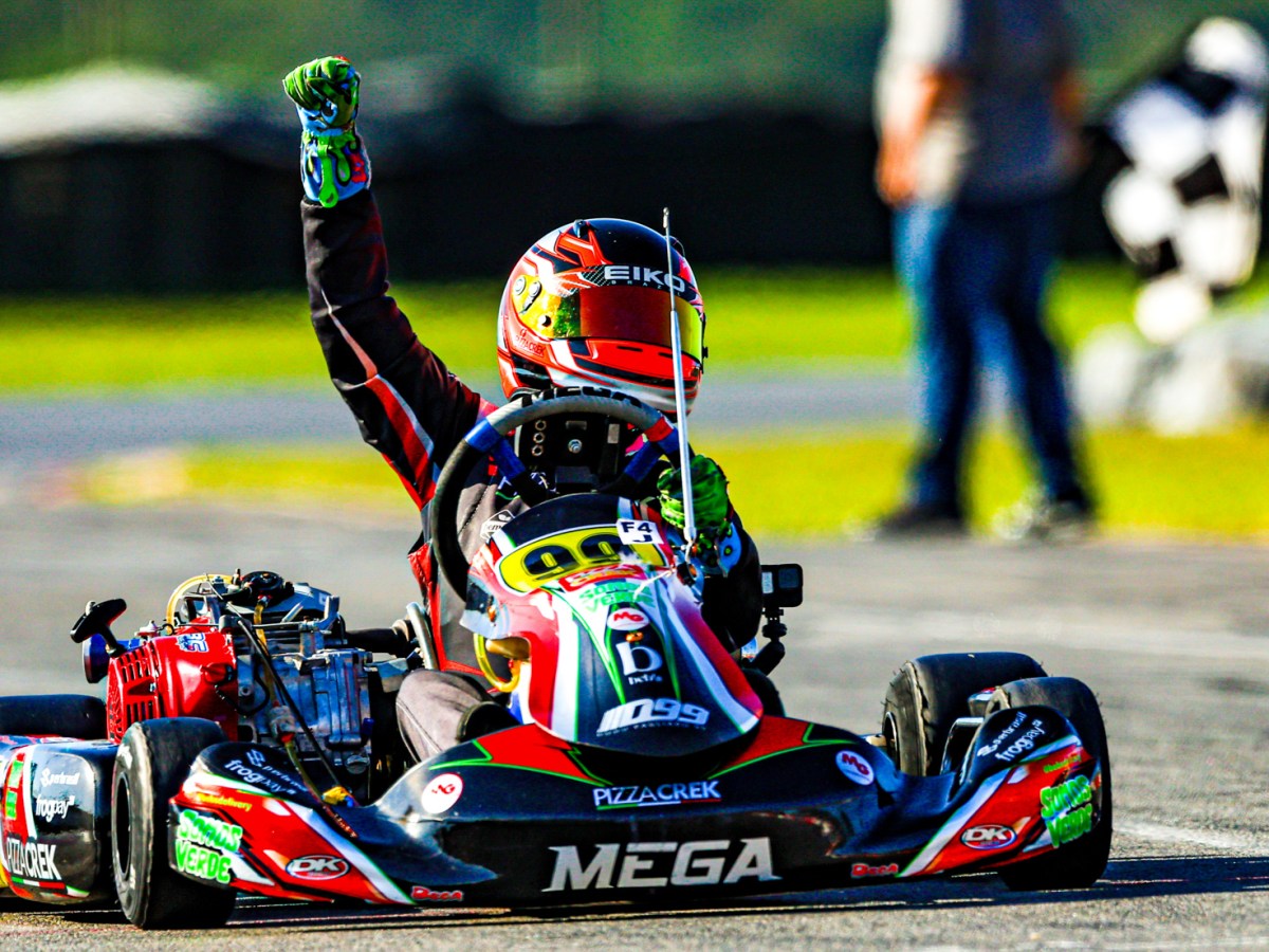Dudu Pagliaro vence pela segunda vez consecutiva e se aproxima ainda mais da liderança na Copa São Paulo Light de Kart